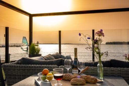Luxus Cube Meerblick Veluwemeer Am Strand In Erster Reihe Hulshorst Bagian luar foto